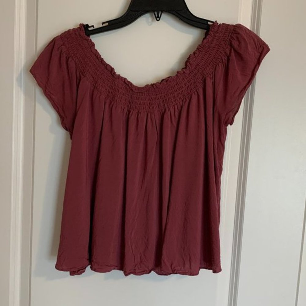 Talula - Aritzia Cabrini Offshoulder top, Small - Picture 6 of 6